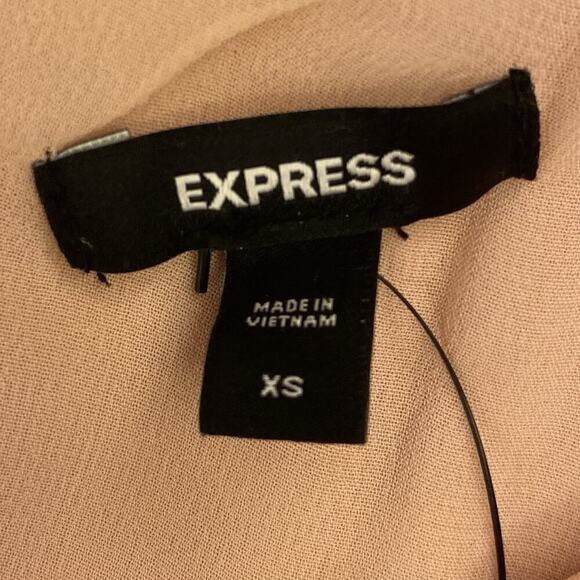 Express Women's Satin One Shoulder Tie Waist Top Pale Pink Size XS - NWT $64 - Picture 13 of 16